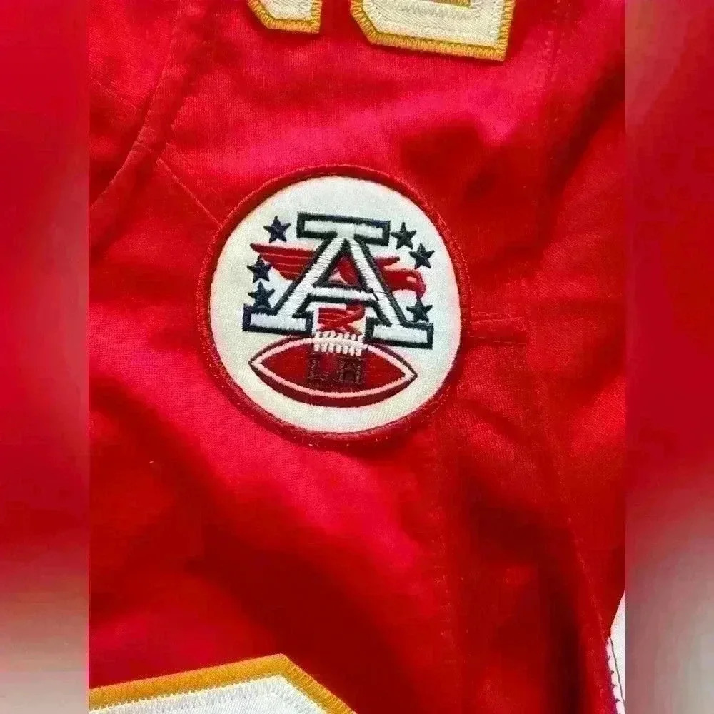 Kansas City Chiefs Jersey - Picture 4 of 5